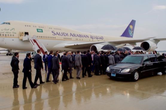ریخت و پاش شاه سعودی در ژاپن/ رزرو 1000 اتاق در هتل و اجاره 500 لیموزین