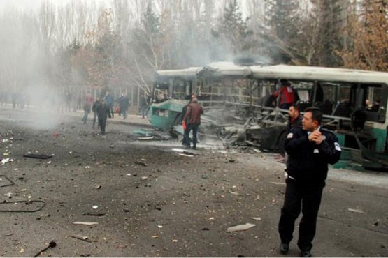 وقوع 2 انفجار در ازمیر ترکیه