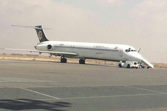 فرود اضطراری هواپیمای مسافربری در فرودگاه مشهد