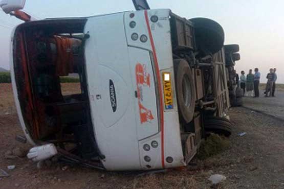 ۲۸ مصدوم در تصادف اتوبوس با کامیون در قزوین