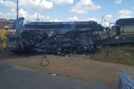 تصادف اتوبوس در آفریقای جنوبی 20 کودک را به کام مرگ کشید