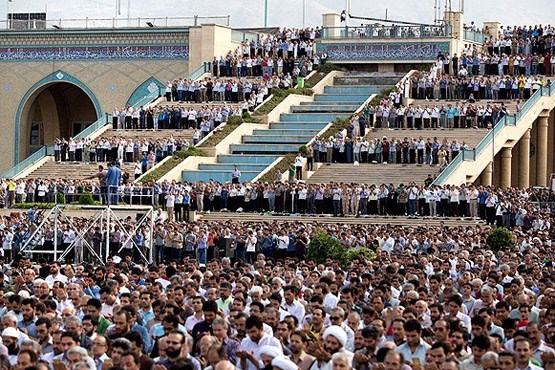 نمازگزاران در مراسم عید سعید فطر بیمه می‌شوند