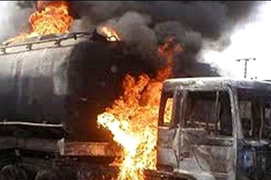 انفجار تانکر حمل میعانات گازی در ارسنجان/ یک نفر مصدوم شد