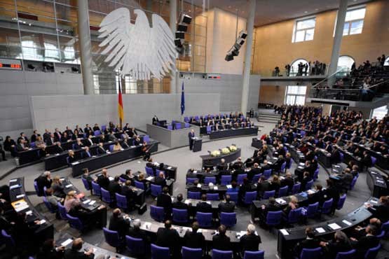 رای مثبت پارلمان آلمان به ازدواج همجنس‌گرایان!