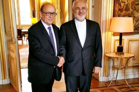 واکنش ظریف به جنجال نحوه خداحافظی او با همتای فرانسوی/ او به احترام ایران دست نداد تا من را بدرقه کند +فیلم