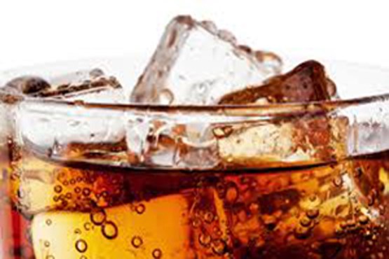 خطر ابتلا به سرطان با نوشیدن روزانه یک لیوان نوشابه
