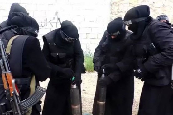 دستگیری 7 زن داعشی در عراق+عکس