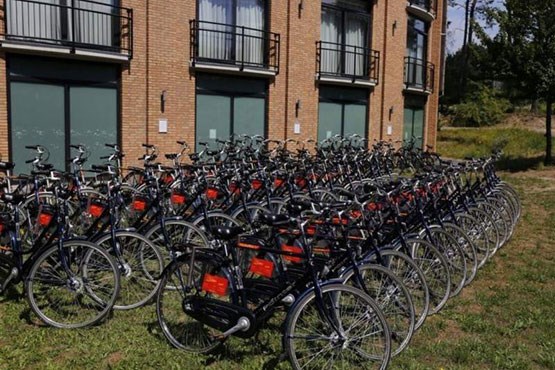 دوچرخه‌ سواری جهانبخش و دوستان در هلند +عکس