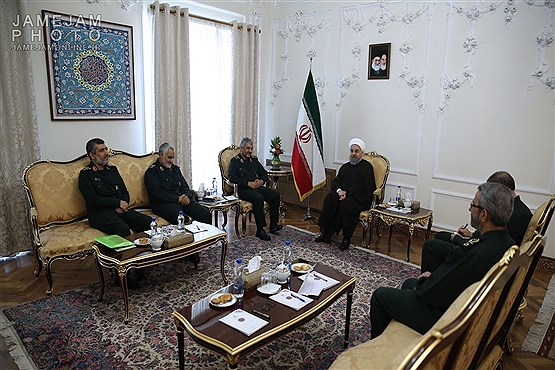 دیدار فرماندهان ارشد سپاه پاسداران انقلاب اسلامی با رئیس جمهور