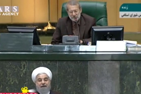 تذکر لاریجانی و جواب روحانی با یک ضرب المثل (فیلم)