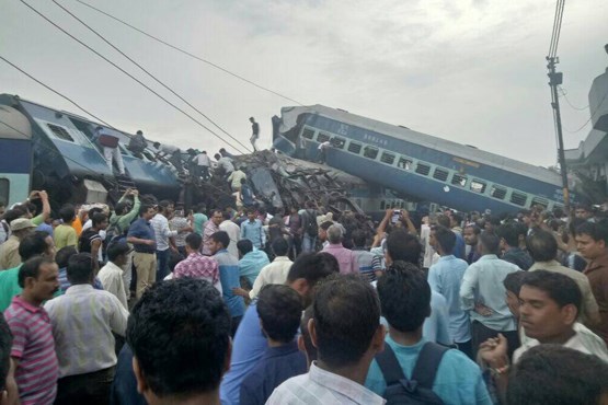 خروج قطار از روی ریل در هند