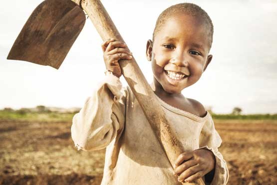 کشاورزان جوان آفریقایـی حمایت می‌شوند