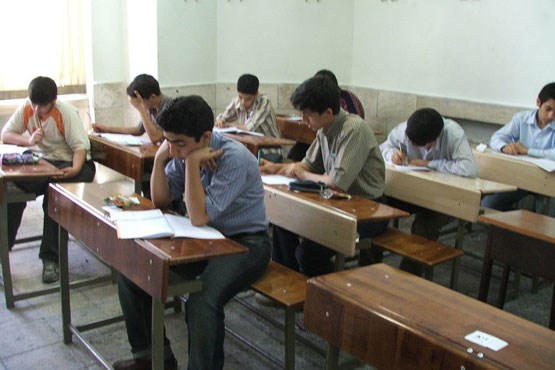معدل دیپلم دانش آموزان ایرانی ها ۱۲ است!