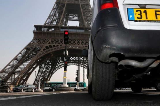 اعمال ممنوعیت تردد خودروها در فرانسه و هلند