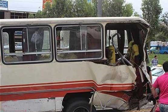 3 مصدوم بر اثر تصادف اتوبوس و مینی بوس در شهرری