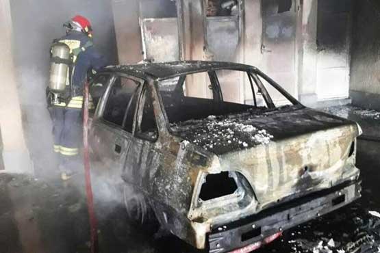 ۸ دستگاه خودرو در آتش سوختند
