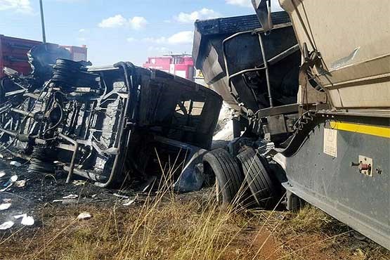 15 کشته در تصادف اتوبوس با کامیون در روسیه
