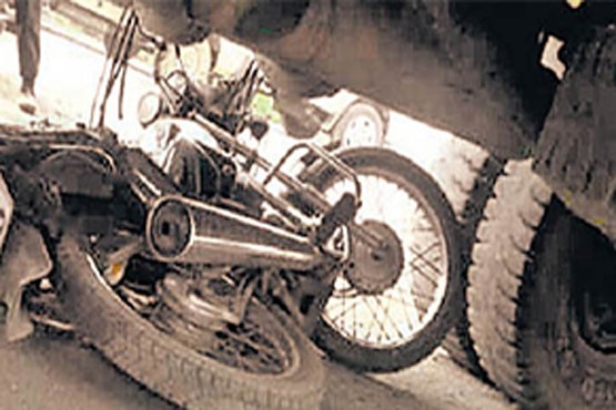 موتورسیکلت له شد، موتورسوار سالم ماند
