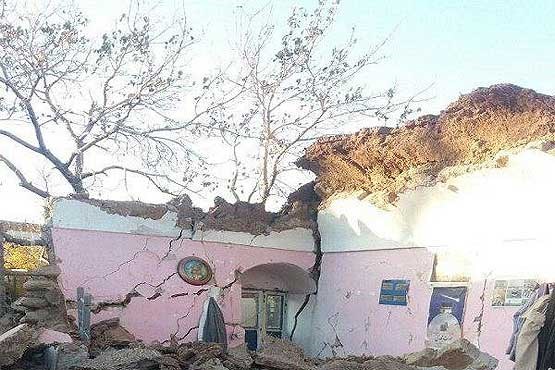 ریزش برج تاریخی در کرمان بر اثر زلزله / قنات‌ها کور شدند  +عکس