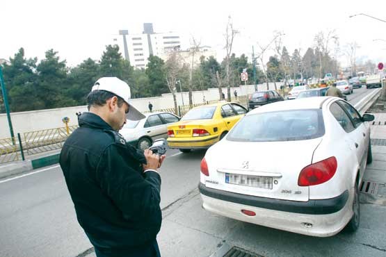 رانندگان تهرانی چه ساعاتی بیشتر تخلف می کنند؟