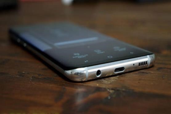 سامسونگ گلکسی S9 به اسپیکرهای استریو تجهیز می‌شود + عکس