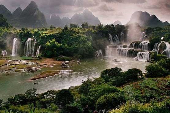زیباترین آبشار آسیا+عکس