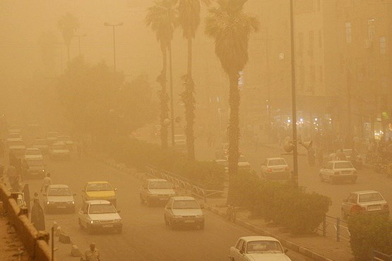 واکنش مربی معروف به آلودگی هوا در خوزستان +عکس