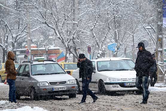 اخطار هواشناسی نسبت به یخ زدگی معابر و بارش برف و تگرگ در تهران