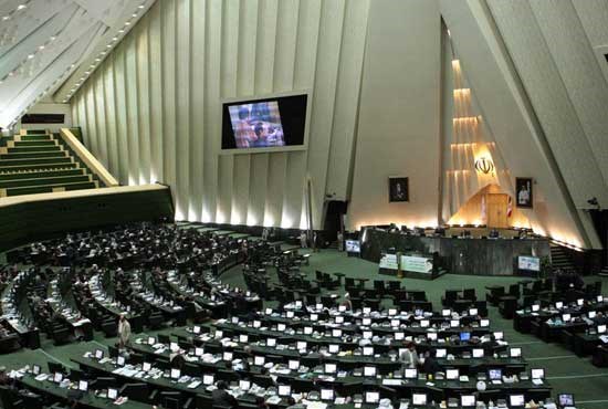 توضیح روابط عمومی مجلس درباره سخنان لاریجانی