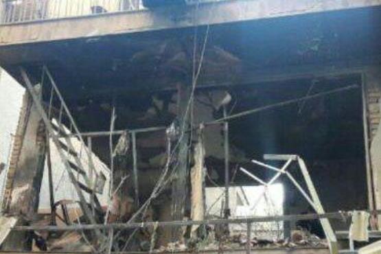 اولین حادثه سه‌شنبه آخر سال رقم خورد / مصدومیت جوان 19 ساله و تخریب خانه 2 طبقه + عکس
