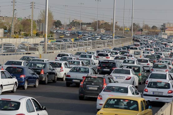 ترافیک سنگین در جاده ورودی گیلان/ جاده اردبیل – آستارا پرحجم اما روان است