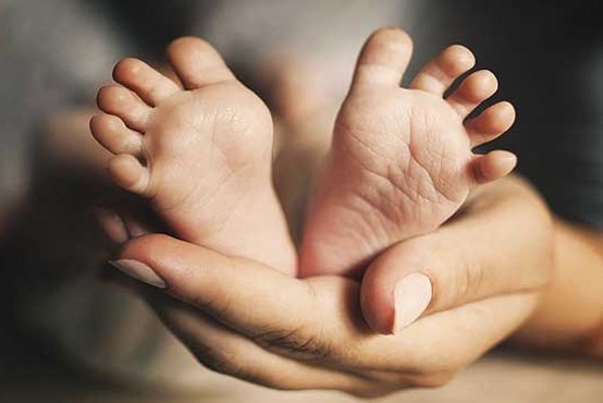 نخستین نوزاد زاهدانی به روش ای وی اف متولد شد