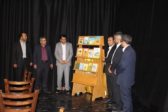 رونمایی از کتاب های نهمین جشنواره ملی کتابخوانی رضوی