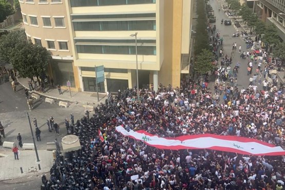 پشت پرده اعتراض های لبنان کیست؟
