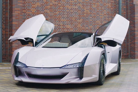 تولید یک خودروی قدرتمند با بدنه ای از جنس فیبر نانو سلولزی