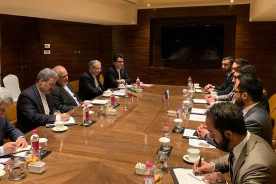 دیدار مشاور امنیت ملی افغانستان با ظریف در هند