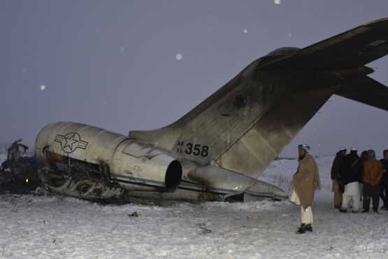 هویت دو نظامی کشته شده در سقوط هواپیما در غزنی اعلام شد