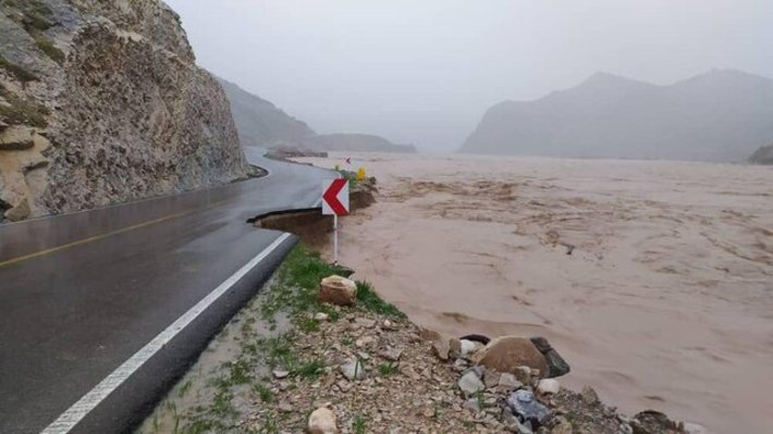 سازمان هواشناسی کشور با صدور اطلاعیه‌ای از بارش شدید باران در ۱۴ استان کشور و احتمال وقوع سیل خبر داده است.