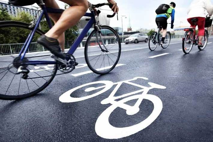 با دوچرخه سواری احساس سرزندگی و شادابی می‌کنیم؛ اما بهتر است بدانیم، اگر هر ورزشی‌ را بدون آموزش‌های لازم انجام دهیم، به خودمان آسیب می‌رسانیم.