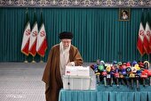 ببینید | حضور رهبر انقلاب در دور دوم انتخابات مجلس شورای اسلامی