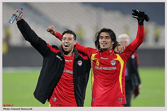 فولاد ترمز استقلال را کشید