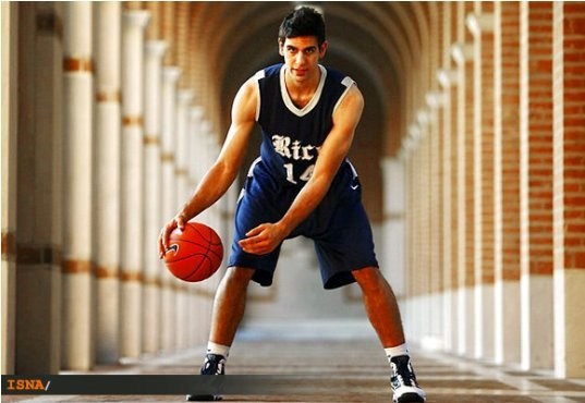 مصاحبه سایت جهانی بسکتبال با ستاره ایرانی NCAA