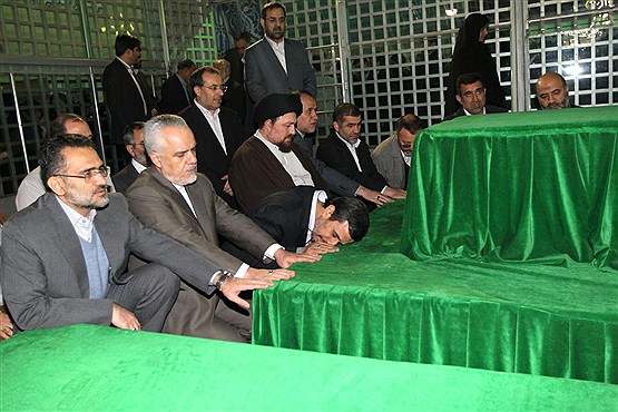 تجدید میثاق اعضای دولت با آرمان های امام راحل