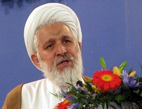 اعلام وفاداری سران سه قوه تعهد دوباره به رهبر انقلاب بود اعلام وفاداری سران سه قوه تعهد دوباره به رهبر انقلاب بود