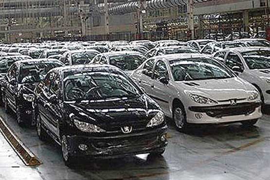 بازار در انتظار کاهش قیمت رسمی خودروها