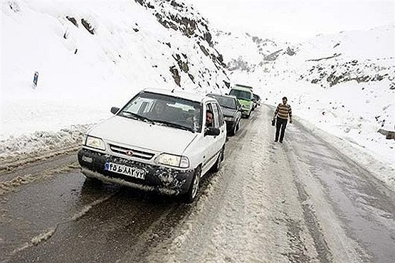 بارش سنگین برف در محور فیروزکوه