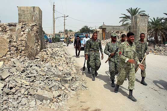 اعطای تسهیلات به سربازان مناطق زلزله‌زده بوشهر