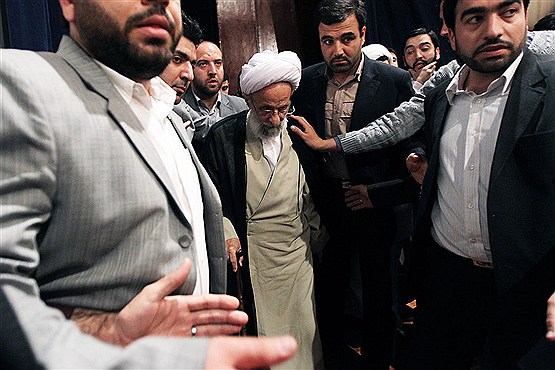 همایش جبهه پایداری