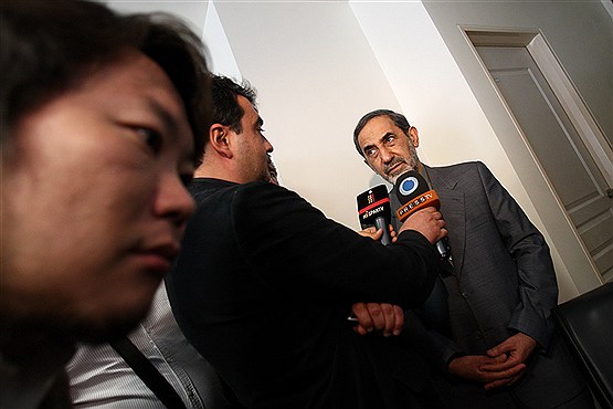 نشست خبری علی اکبر ولایتی