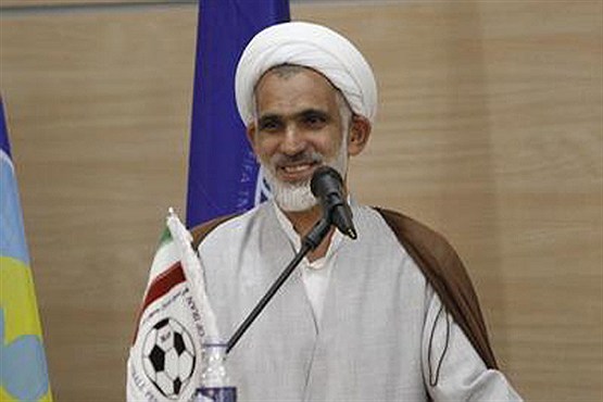 حجت الاسلام علیپور: دوره مربیگری در ایران را قبول ندارم